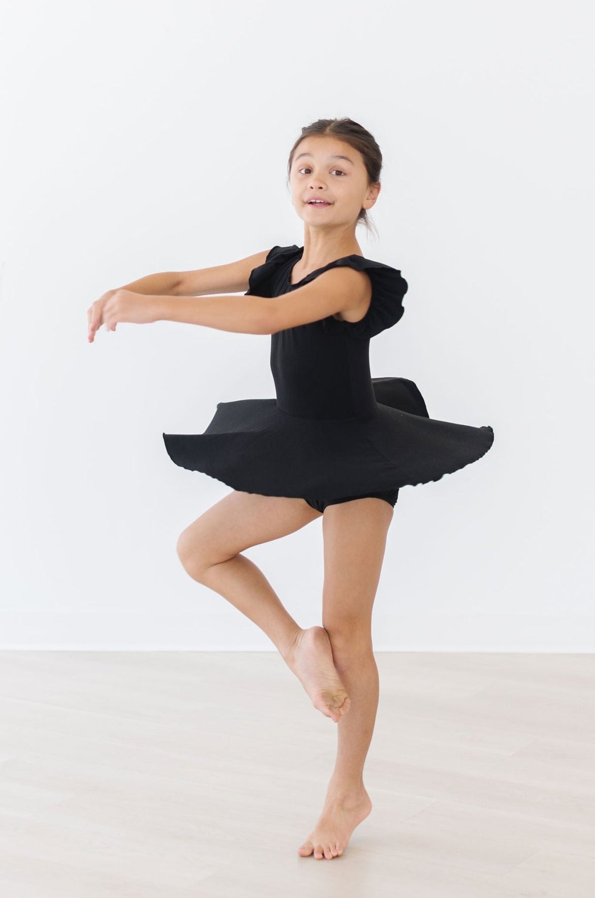 Black S/S Twirl Leotard Ballet Dancewear Mila & Rose