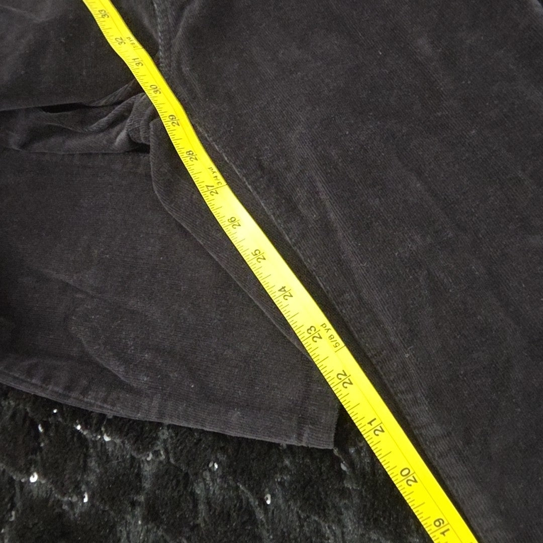 Levi Size 26 Black Pants