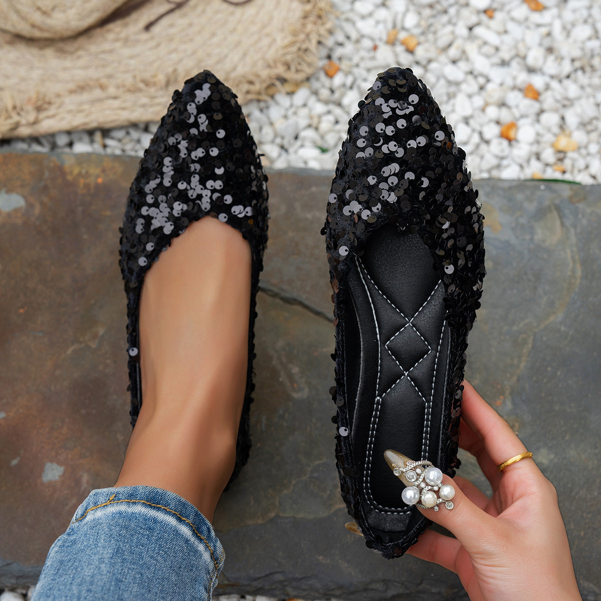 Pointed-Toe Flat Casual Shoes Women’s Flat Sole Shoes