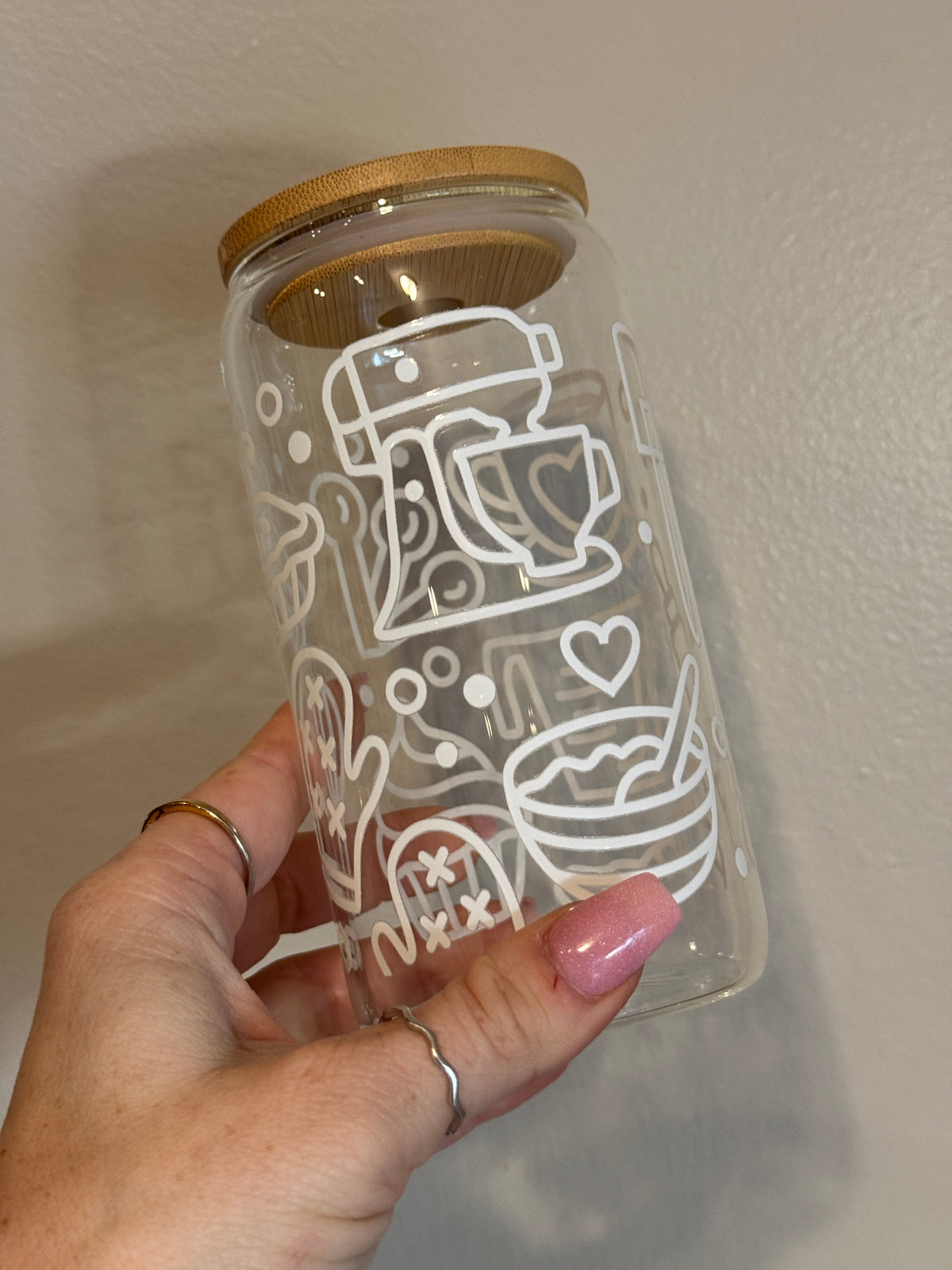 Baking Love White Line Art Glass Cup with Bamboo Lid