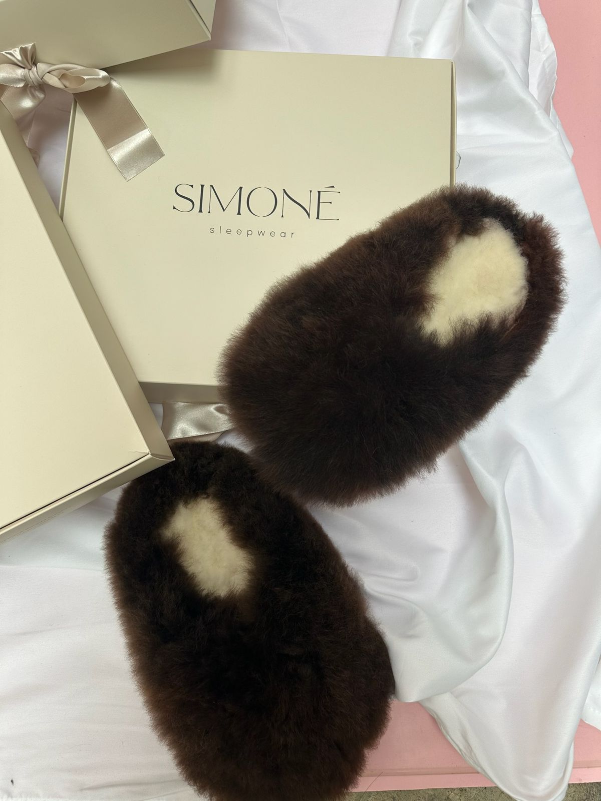 Genuine Alpaca Soft Alpuffas Slippers