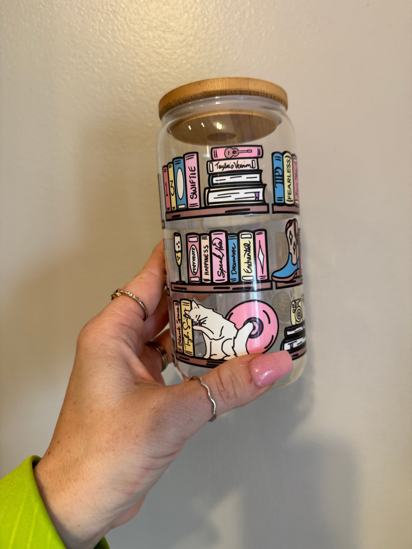 Swiftie Bookshelf Pastel Glass Cup with Bamboo Lid