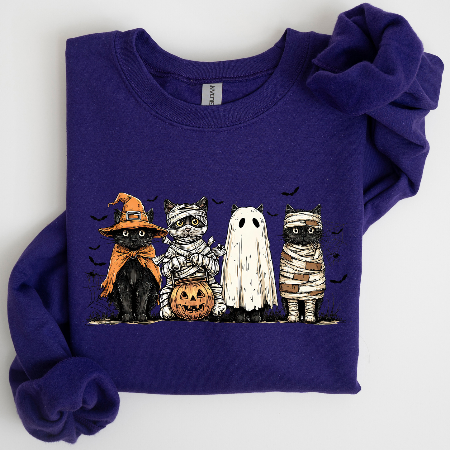 Black Cats Pumpkin Ghost Cats Retro Halloween Cat Mama Sweatshirt