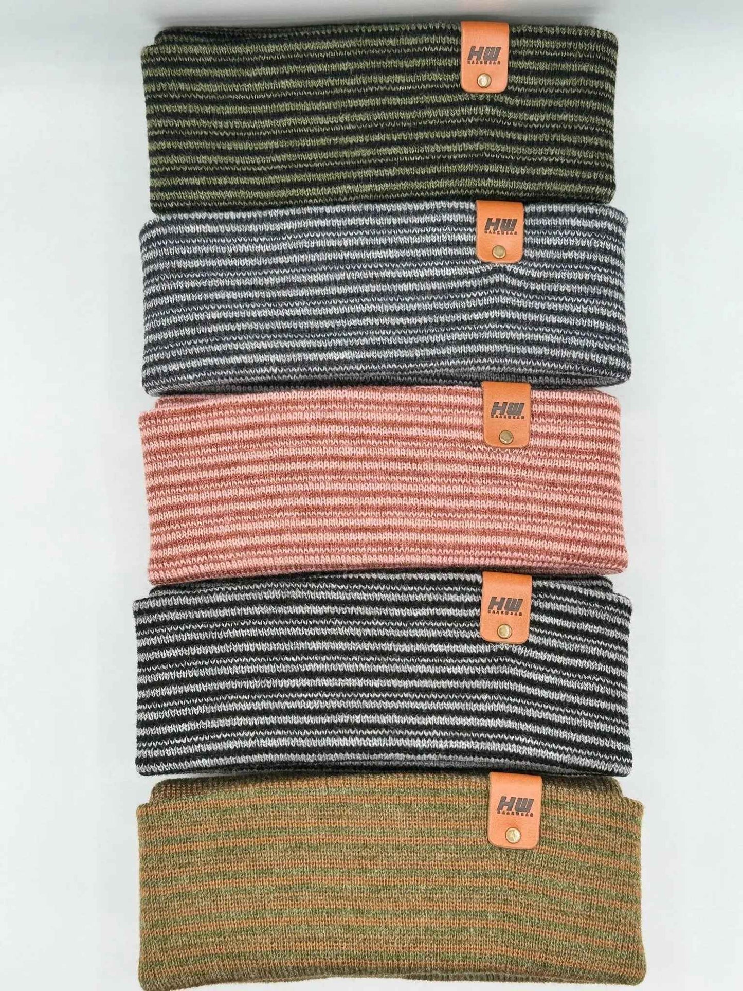 Traditional Contrast Cuffed Beanie Black Gray Hat HAAKWEAR