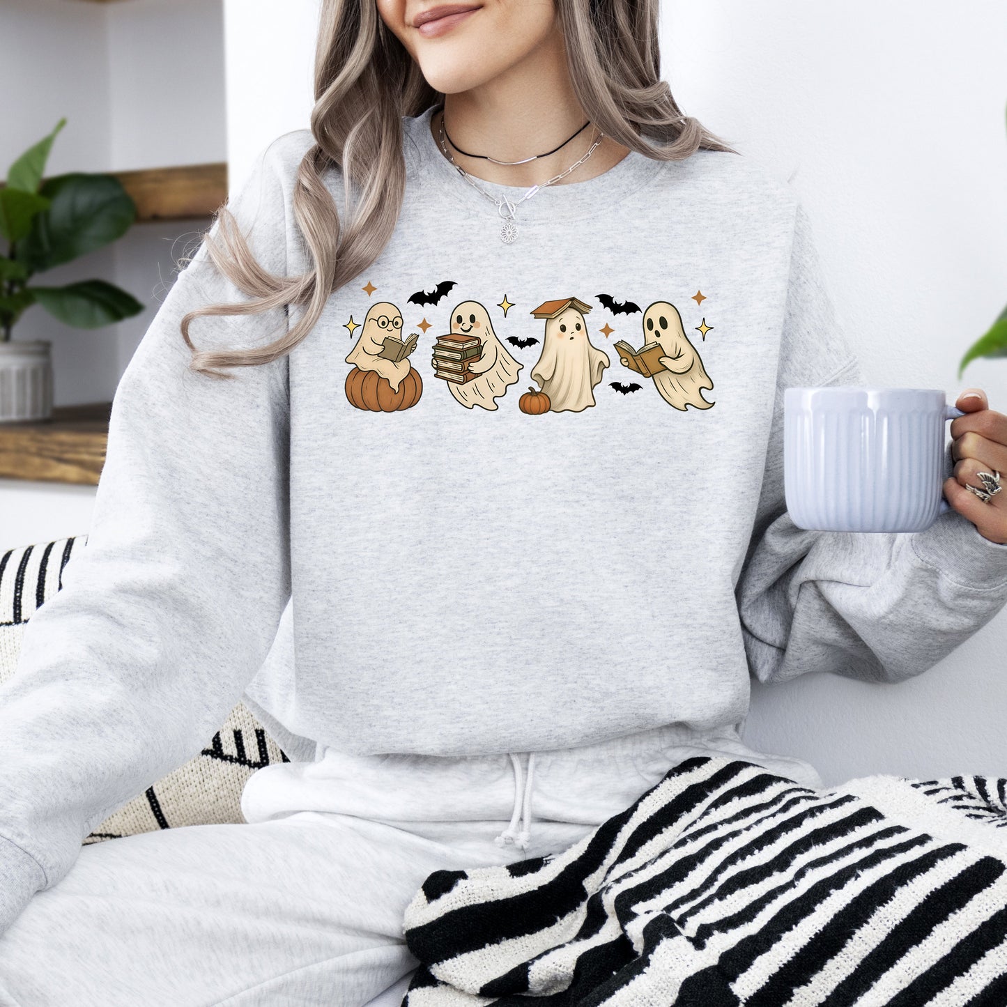 Reading Mini Ghosts, Book Lover, Halloween, Retro, Vintage, Spooky, Costume, Fall, Graphic Sweatshirt