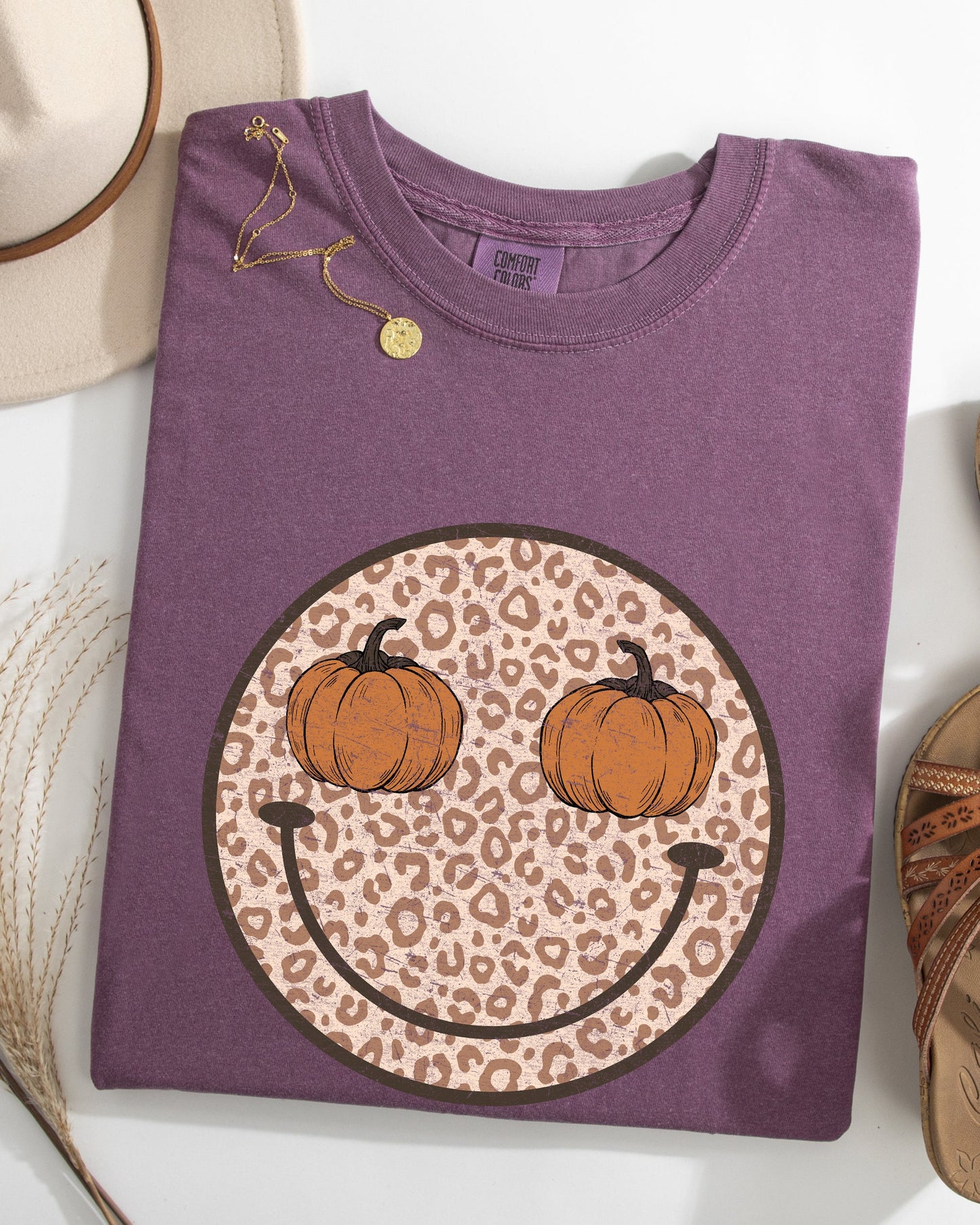 Leopard Print Smiley Retro Fall Autumn Shirt Comfort Colors T-Shirt