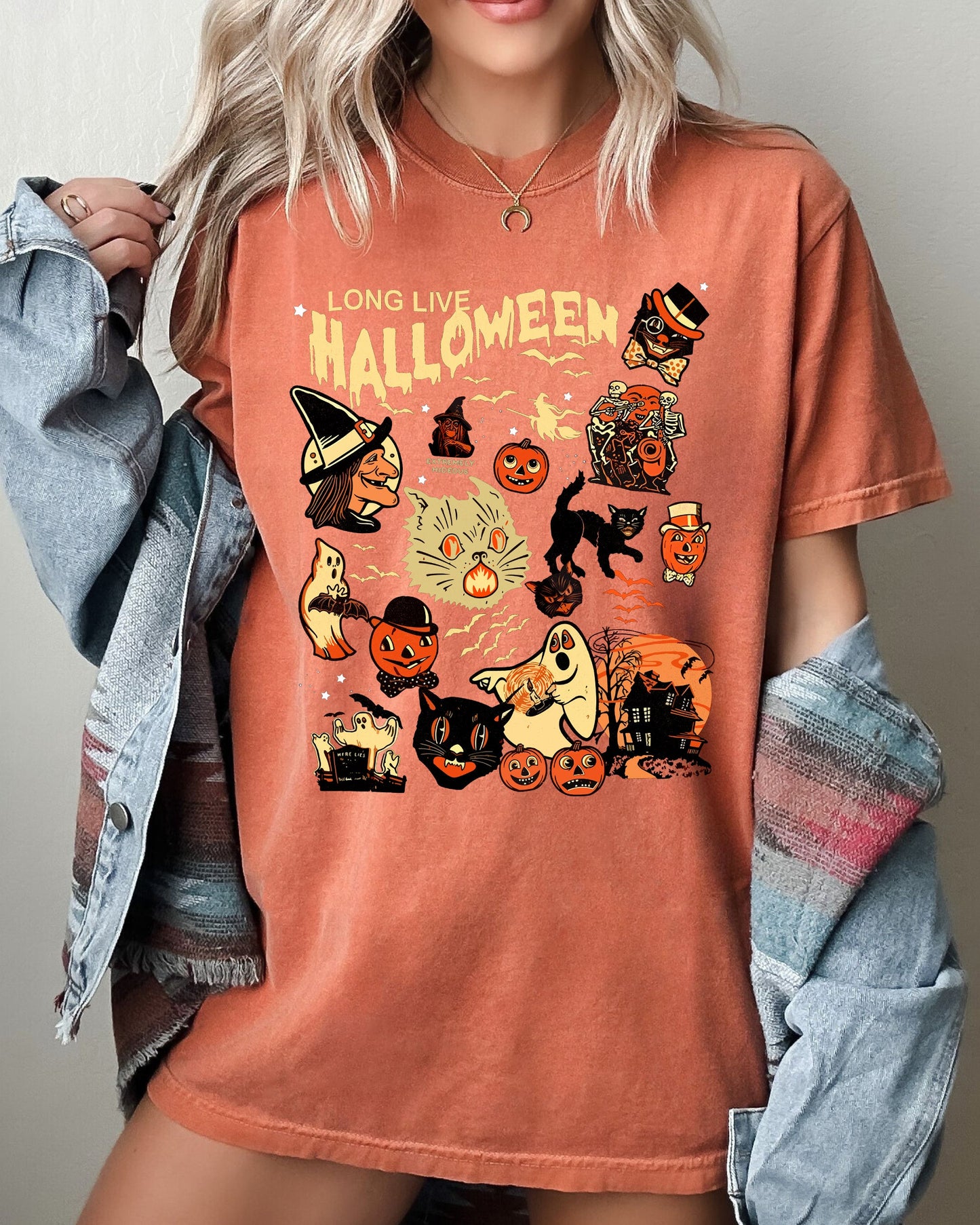 Long Live Halloween, Pumpkin, Spooky, Skeleton, Funny, Witch, Aesthetic, Meme, Halloween, Costume, Tshirt Comfort Colors T-Shirt
