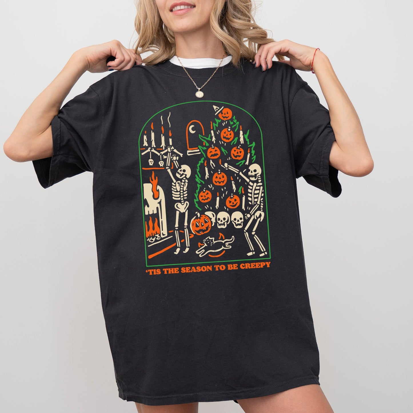 Funny Halloween Tis The Season To Be Creepy Aesthetic Costume Tshirt Comfort Colors T-Shirt