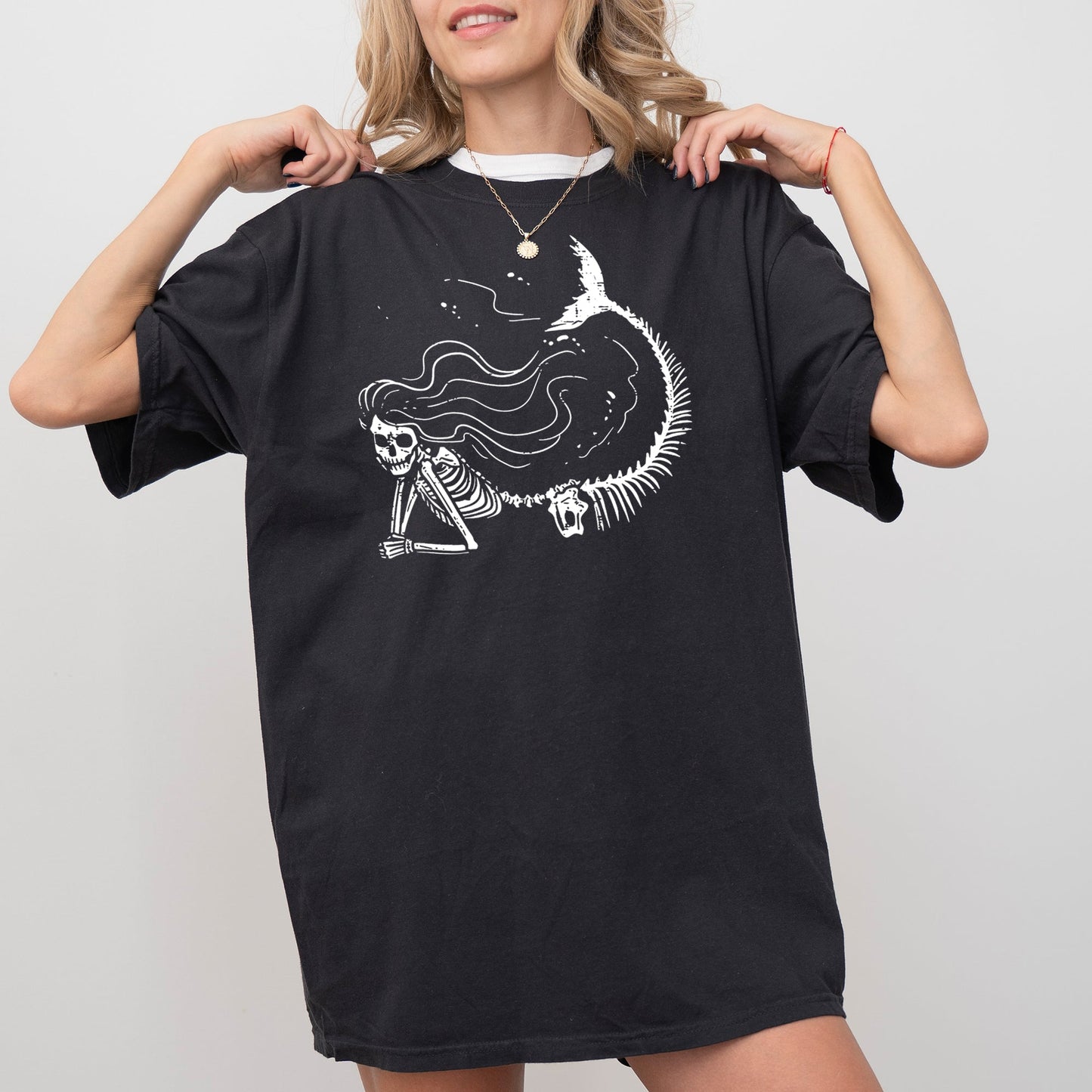 Mermaid Skeleton Funny Spooky Halloween Costume Tshirt Comfort Colors T-Shirt