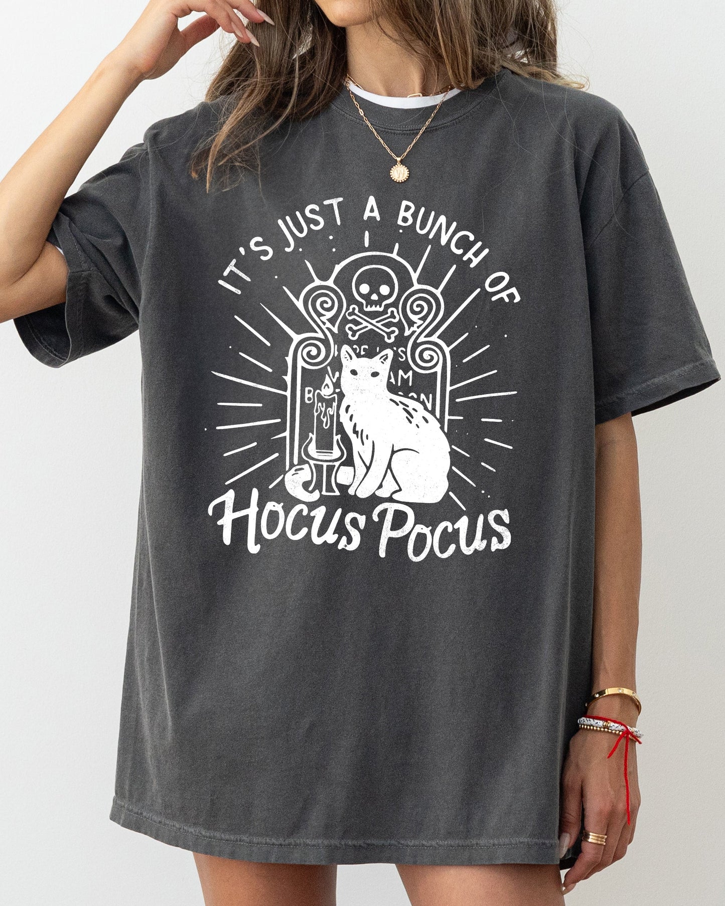 Hocus Pocus Skeleton Cat Ghost Witch Skull Spooky Aesthetic Meme Halloween Costume Comfort Colors T-Shirt
