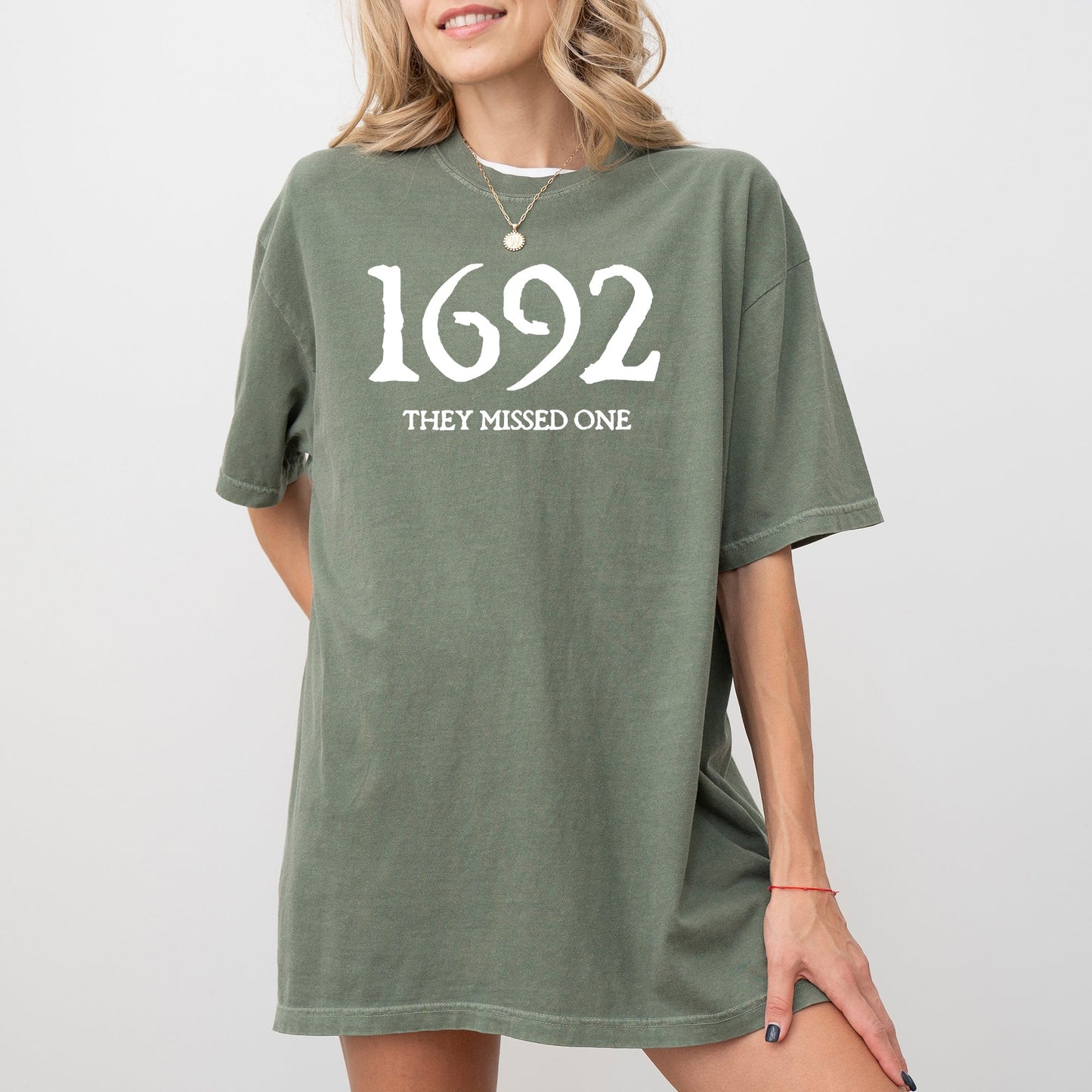 1692, They Missed One, Skeleton, Ghost, Witch, Skull, Spooky, Aesthetic, Meme, Halloween, Costume, Tshirt Comfort Colors T-Shirt