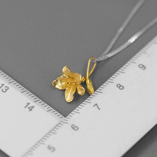 English Freesia 925 Silver Floral Necklace 18K Gold Plated