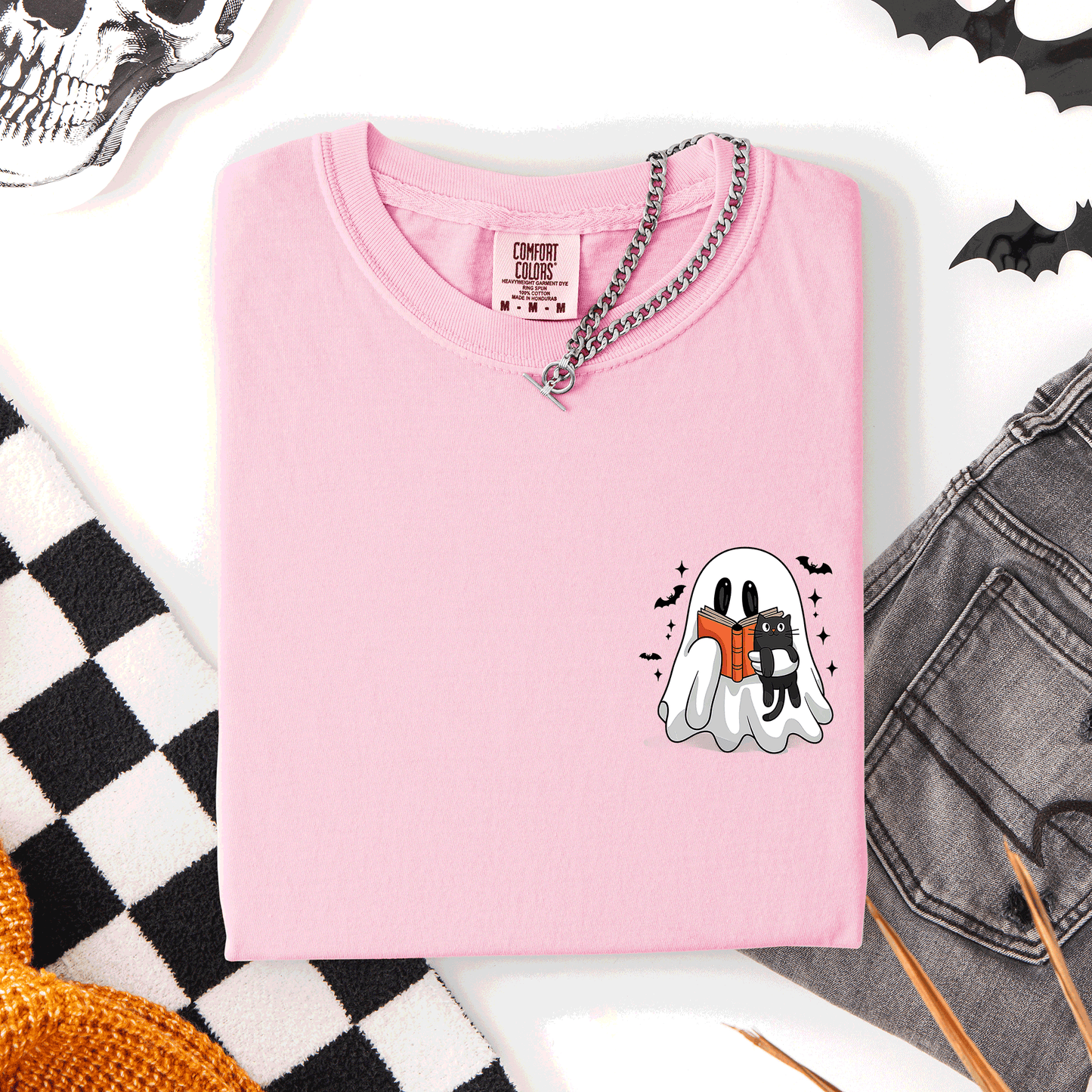 Reading Ghost Pocket Comfort Colors T-Shirt Funny Halloween Cat Book Library