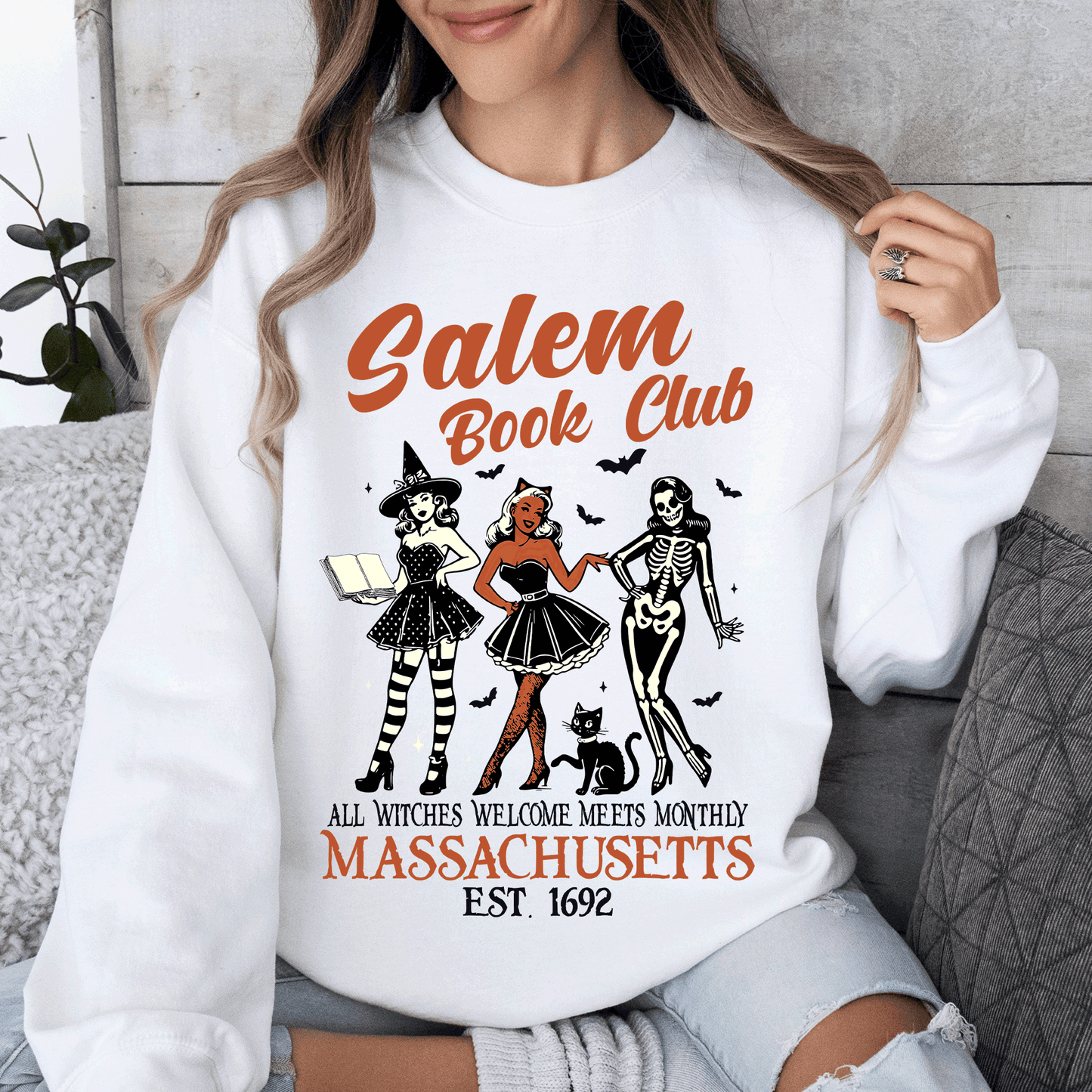 Salem Book Club, est 1692, Retro, Classic, Vintage, Halloween, Reading, Books Sweatshirt