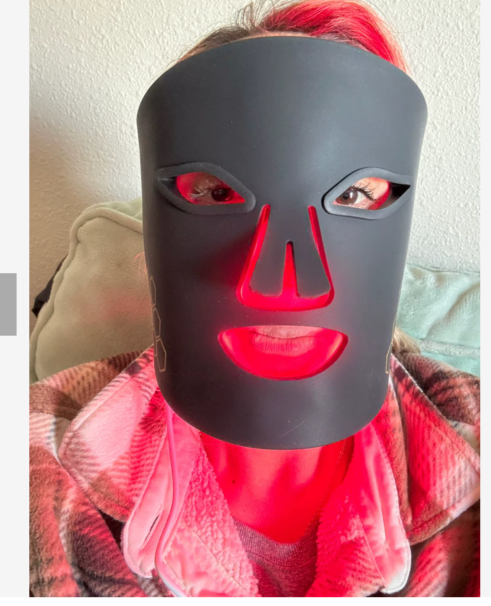 Red Light Therapy Radiant Rose Beauty Mask DreamWalkerz