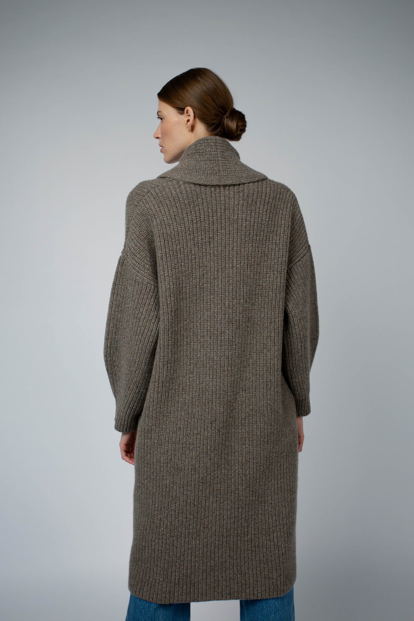 MARA CASHMERE SWEATER COAT IN WALNUT