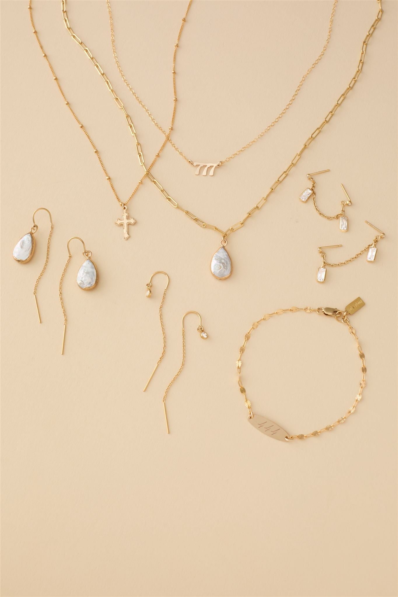 Sedona Gold Filled Paperclip Chain Necklace with Baroque Pearl