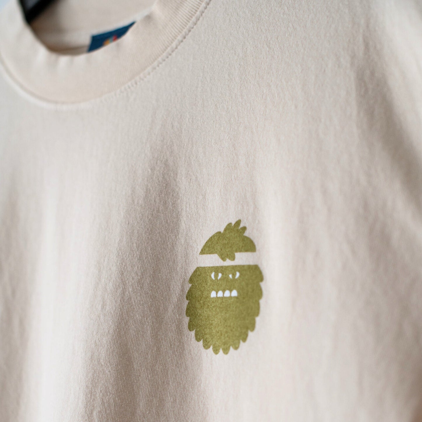 Bigfoot Met an Iguana Cotton Vintage T-Shirt