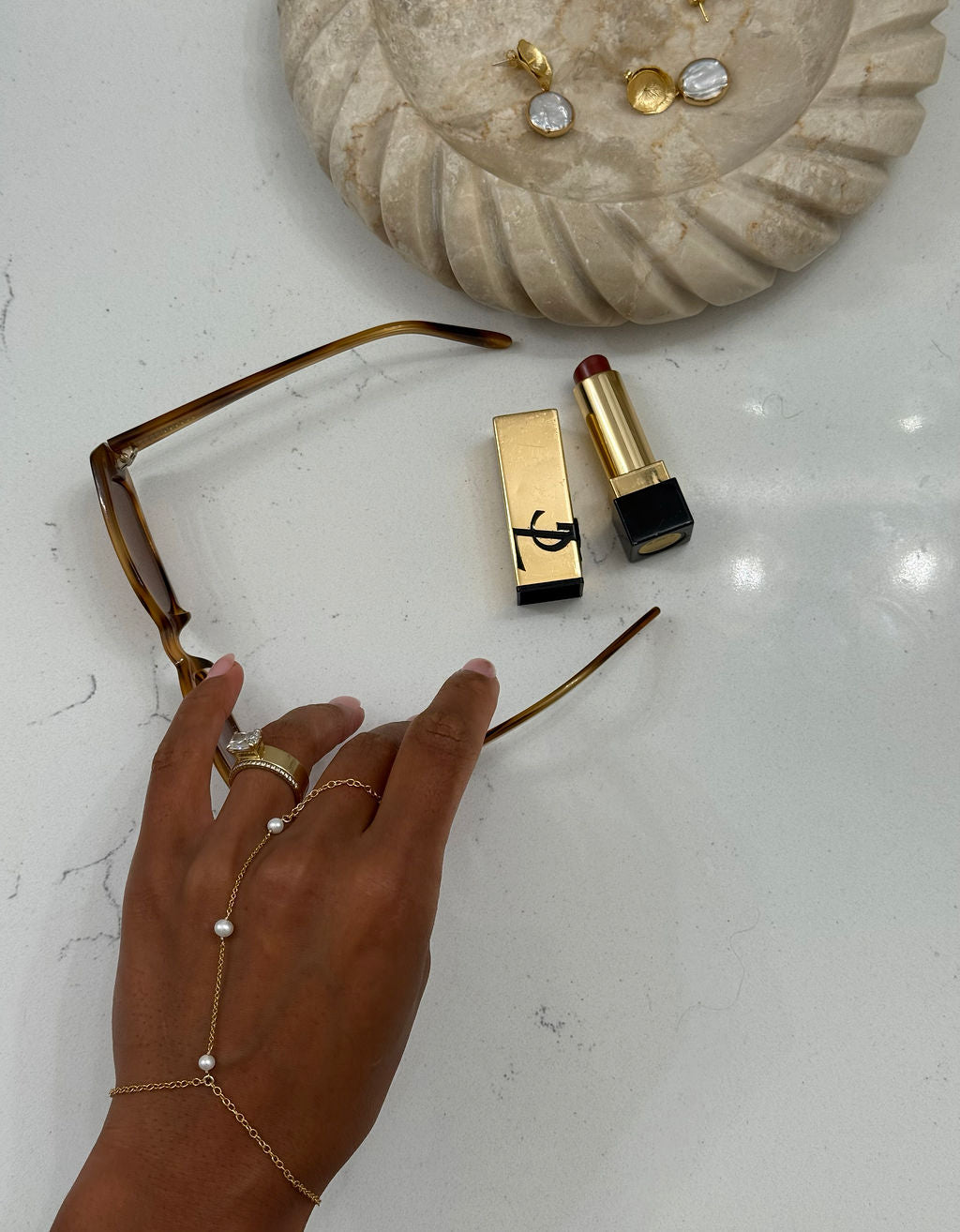 14k Gold Filled Hand Chain with Freshwater Pearls Bobbi