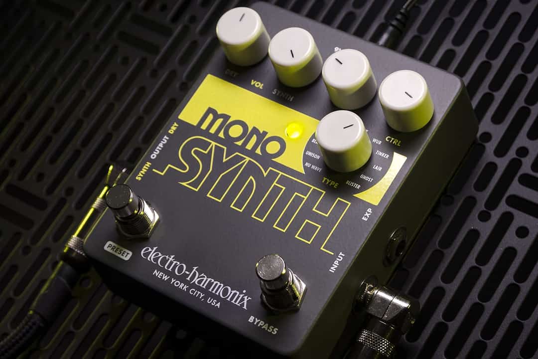 Electro Harmonix Mono Synth Guitar Synthesizer Pedal