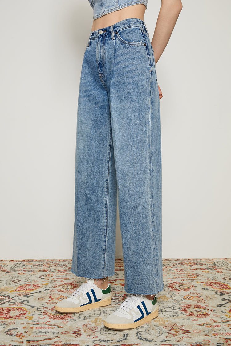 Chill Pleat Straight Ankle High-Rise Jeans