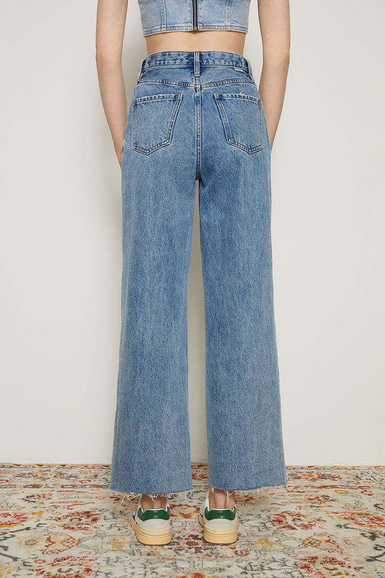 Chill Pleat Straight Ankle High-Rise Jeans