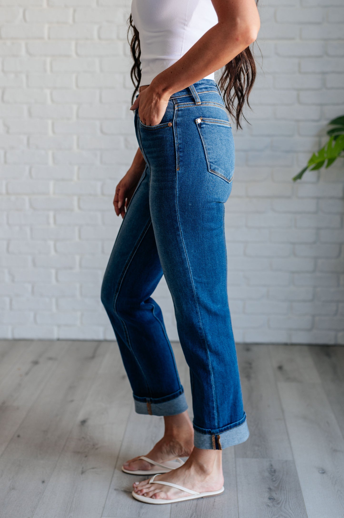 High Rise Center Seam Detail Straight Jeans Judy Blue