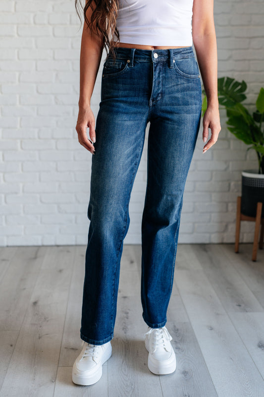 Mid Rise Control Top Classic Straight Jeans Muriel
