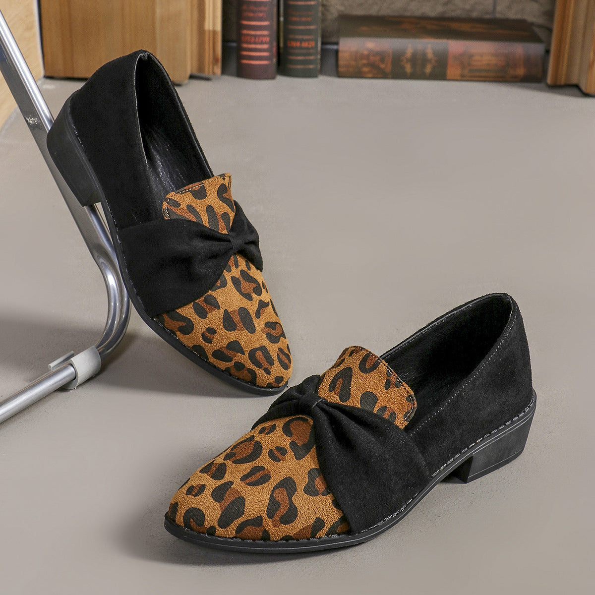 Leopard Print Bow Accent Pumps Women’s Fashion Footwear