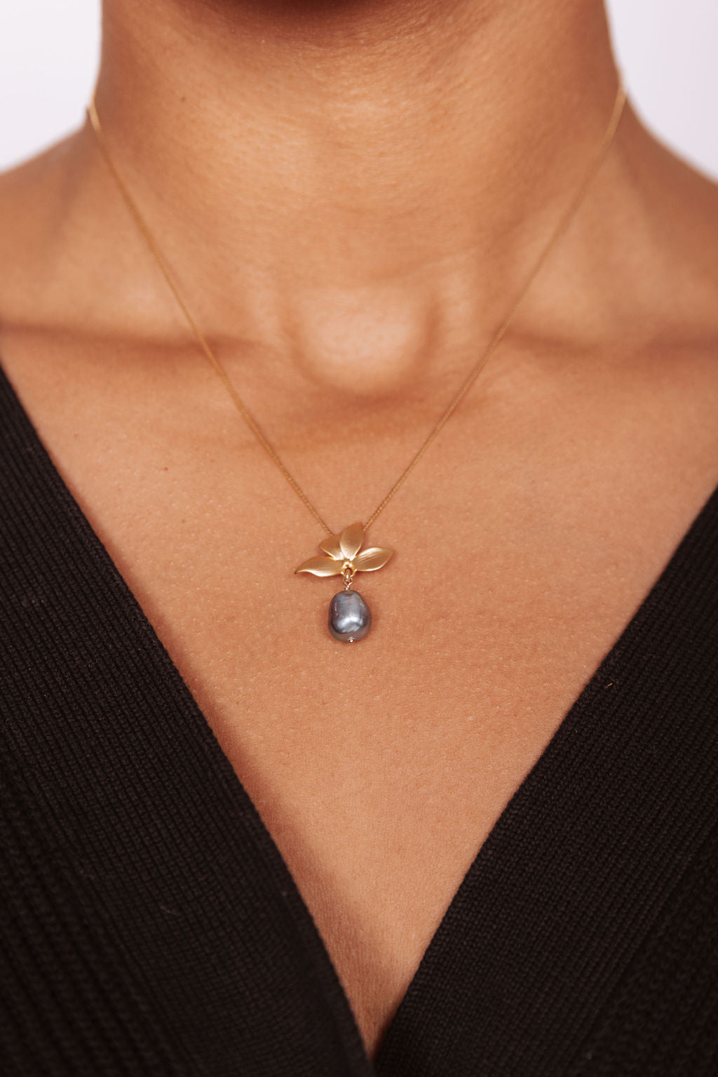 18k Gold Box Chain Necklace with 16k Gold Flower Pendant and Freshwater Pearl Maeve Necklace