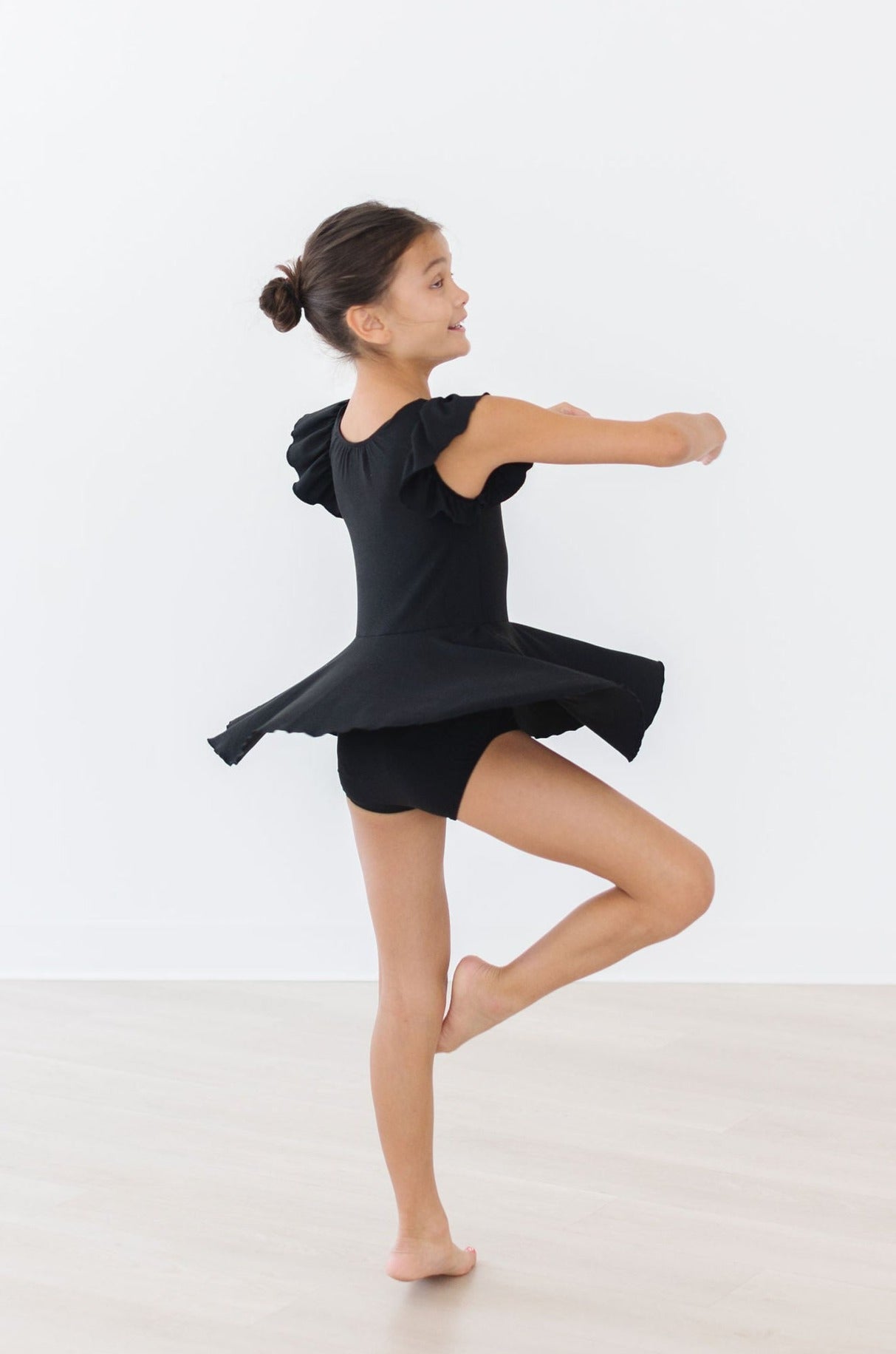Black S/S Twirl Leotard Ballet Dancewear Mila & Rose