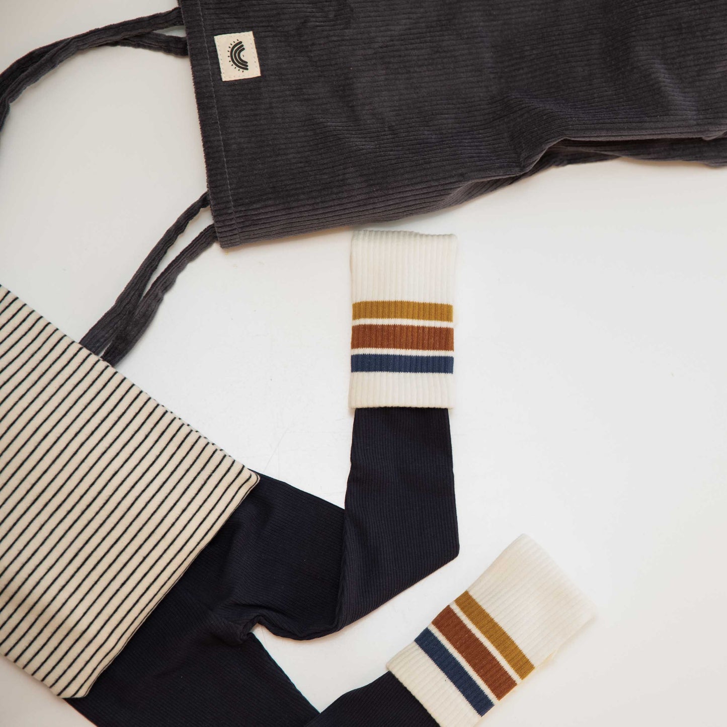 Blueberry Spice Retro Tube Socks