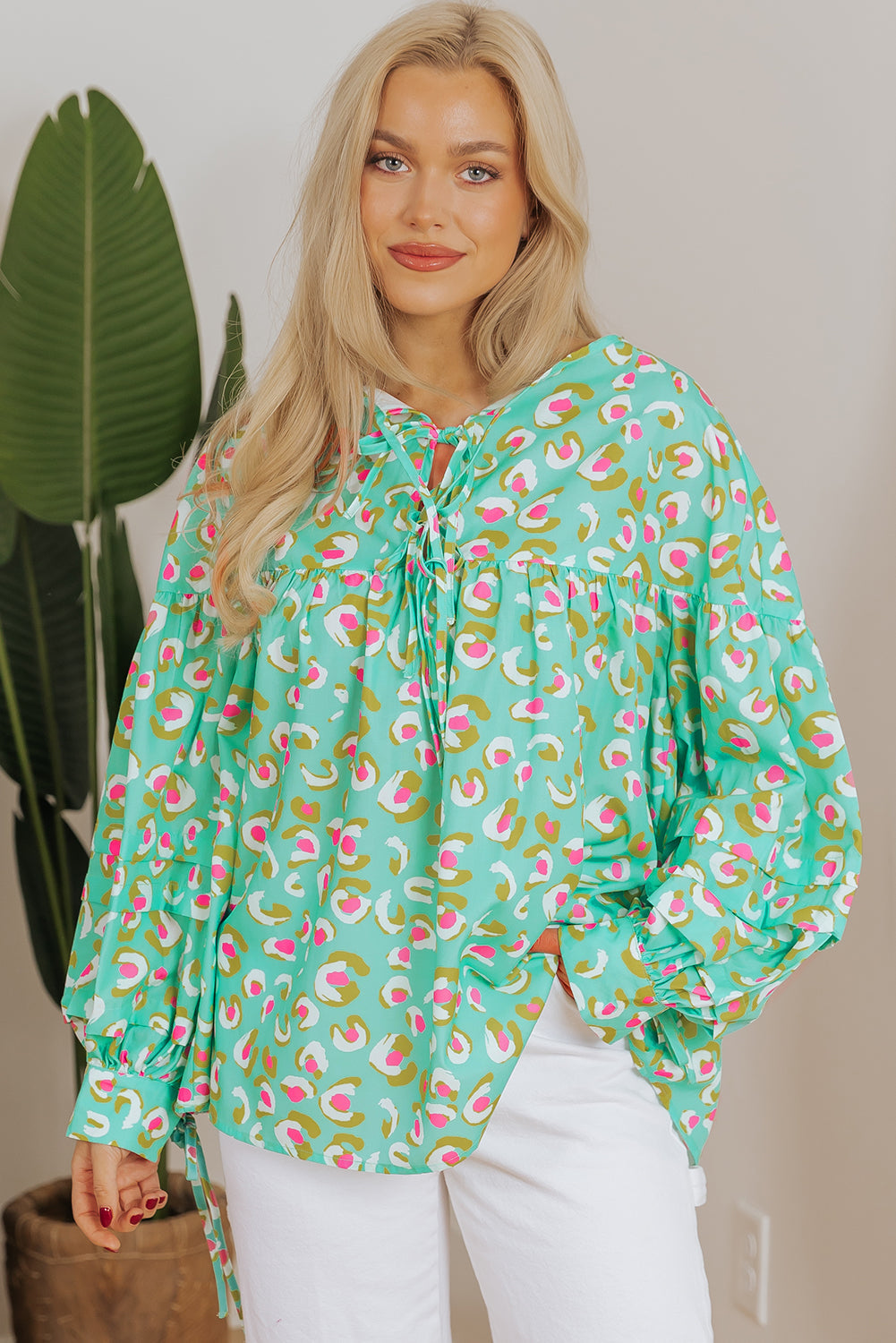 Green Abstract Lace-up Lantern Sleeve Babydoll Blouse