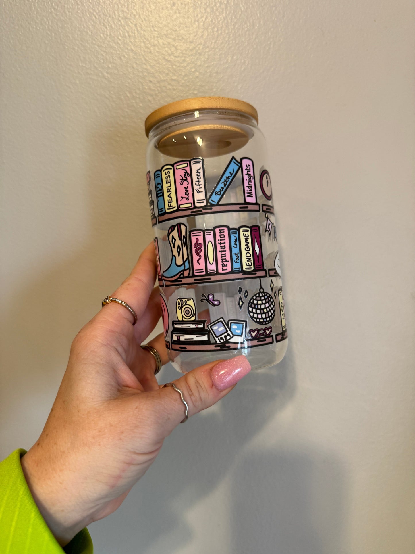 Swiftie Bookshelf Pastel Glass Cup with Bamboo Lid