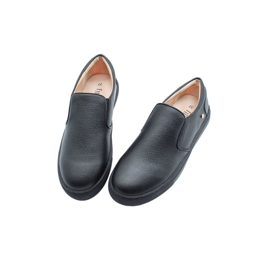 Black Leather Pebbled Step-in Boys Shoe Fintoes