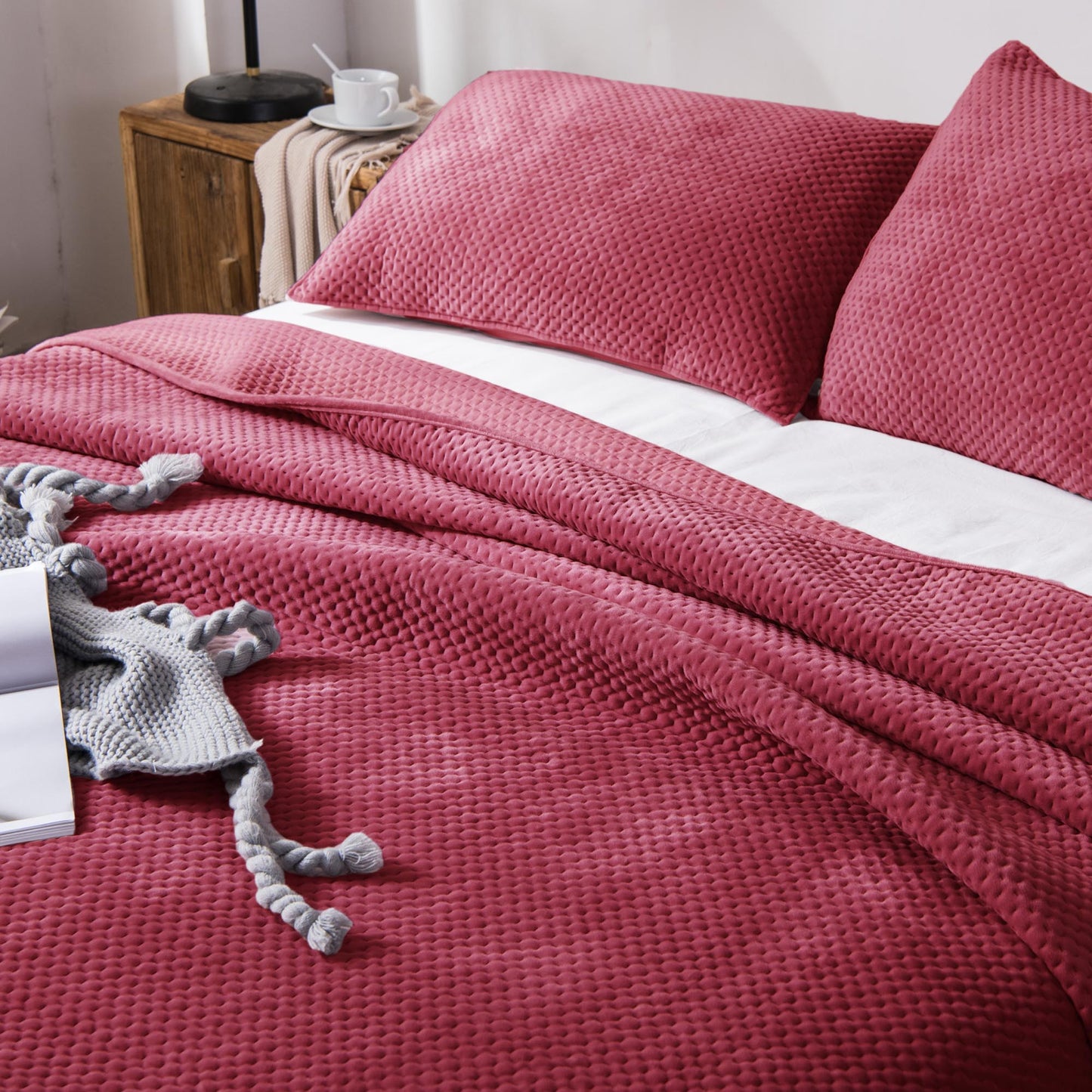 All Season Cozy Velvet Quilt Set Queen King Kasentex