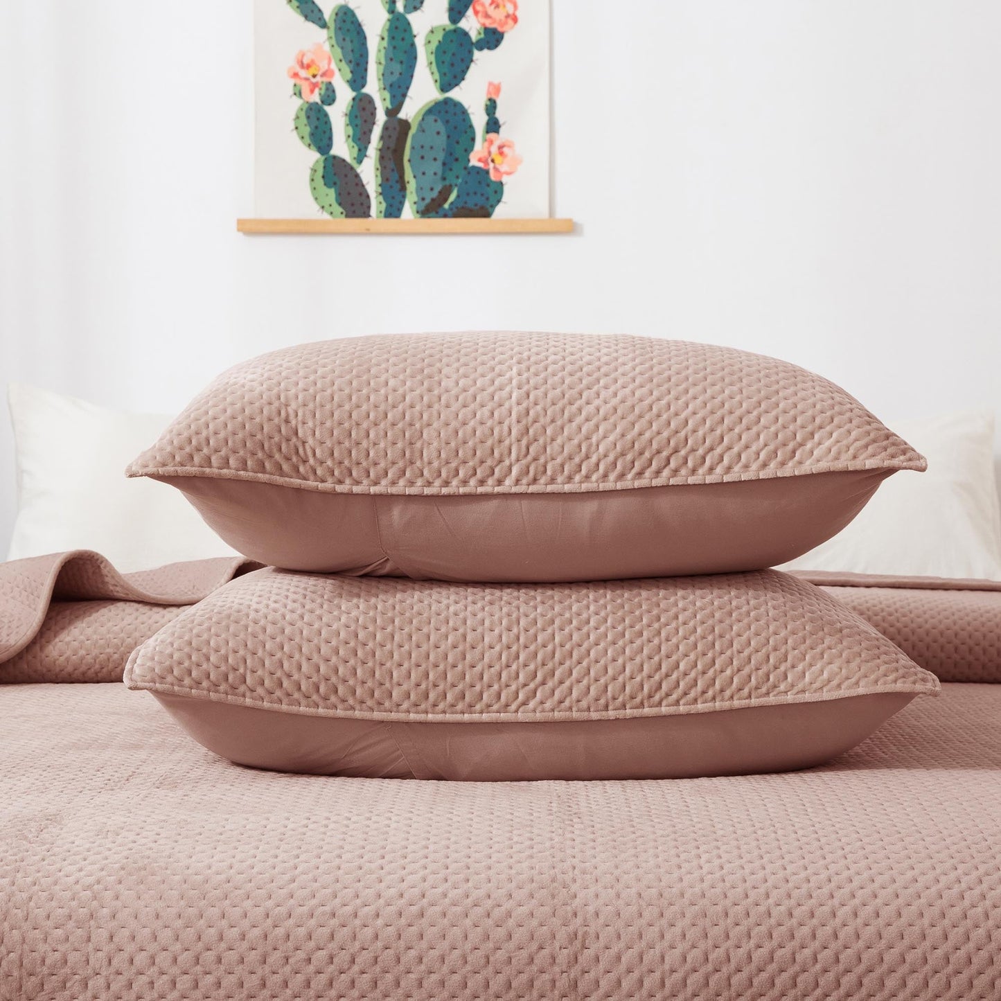 Ultra Soft Plush Poly-Velvet Quilt Set Queen King Kasentex