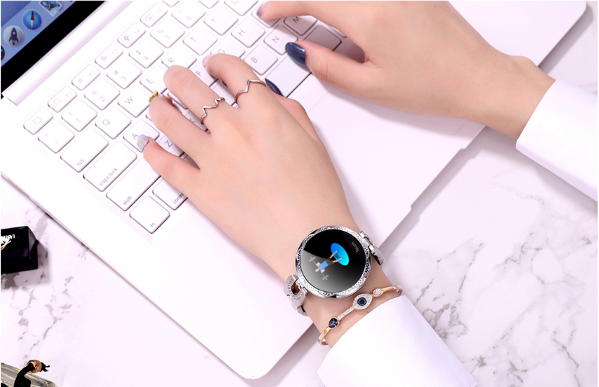 Fashion Women's Waterproof Smart Watch Heart Rate Monitor Sports Smartwatch