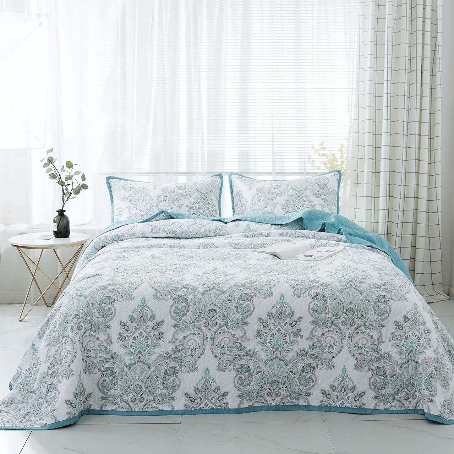 Cotton Floral Design 3 Piece Reversible Bedding Set Kasentex