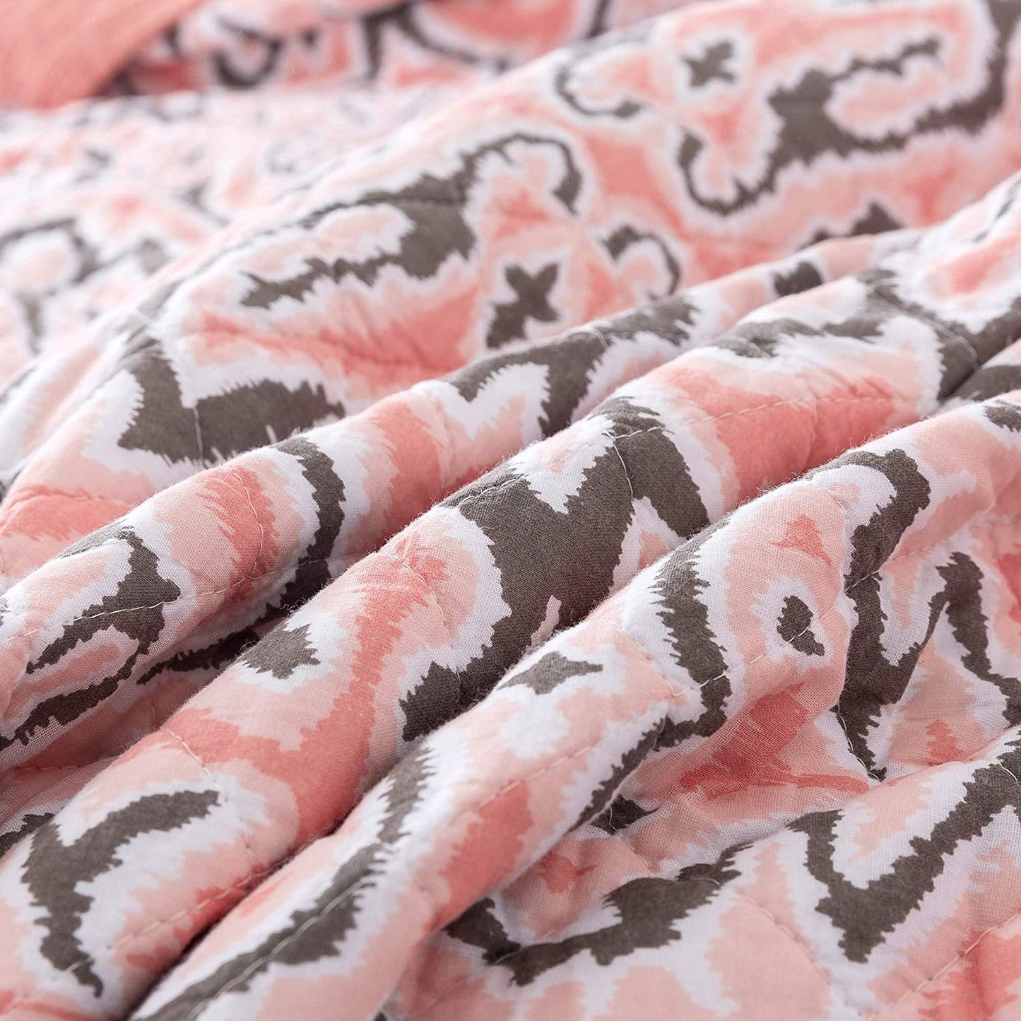 Cotton Floral Design 3 Piece Reversible Bedding Set Kasentex