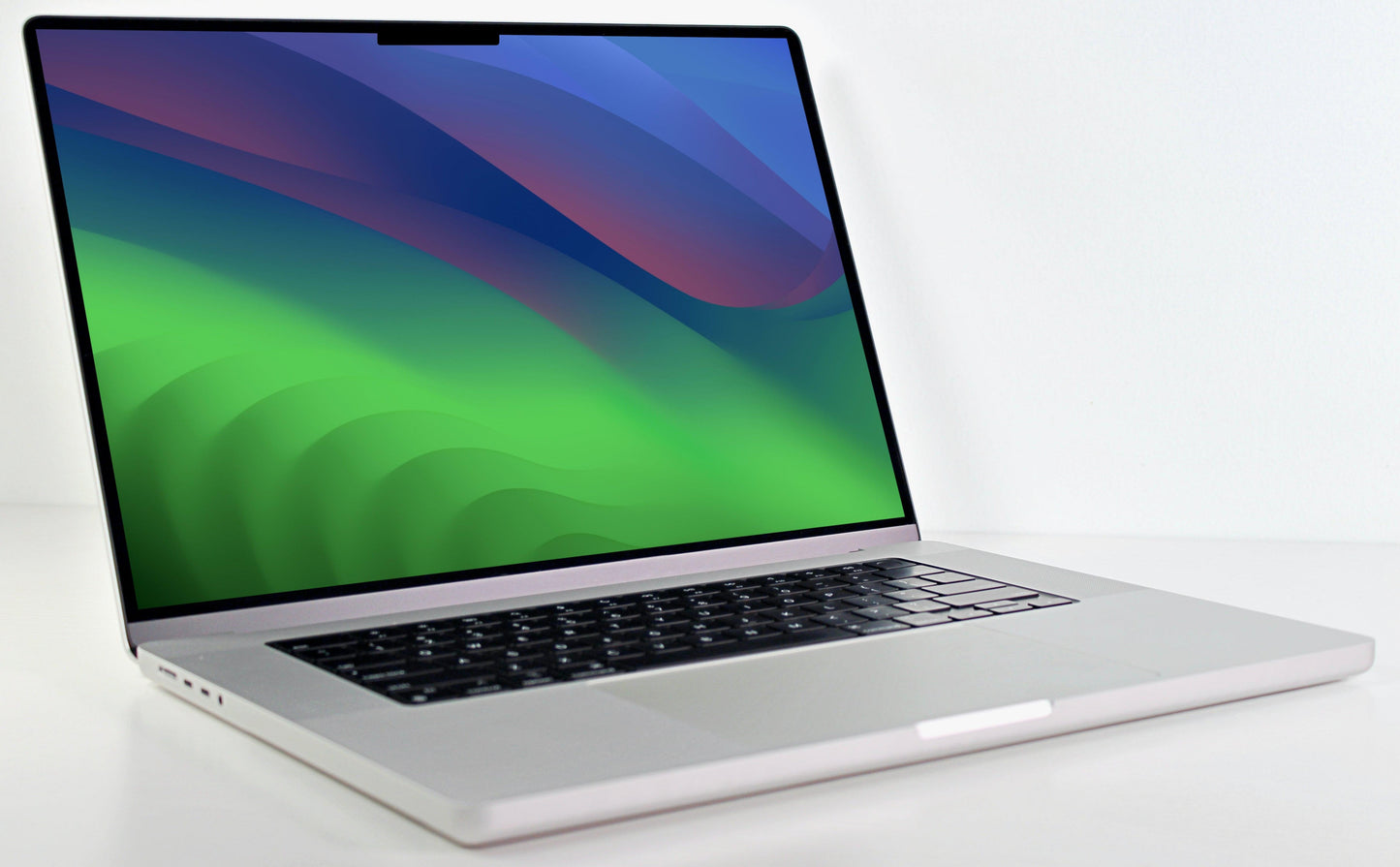 MacBook Pro (2021) 16-inch – Apple M1 Max 32-Core GPU – 64GB RAM 2TB SSD - 2 Battery Cycles