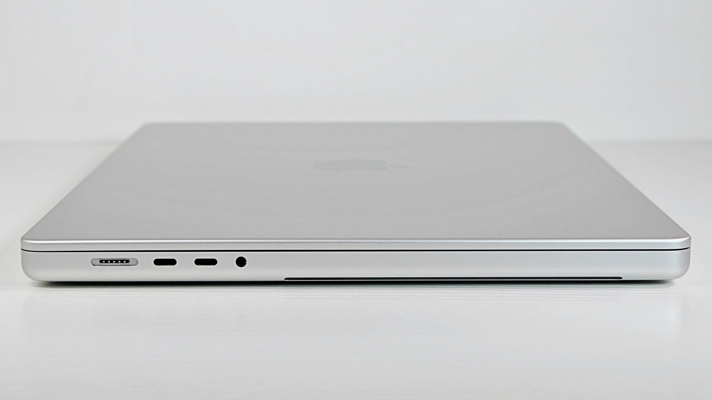 MacBook Pro (2021) 16-inch – Apple M1 Max 32-Core GPU – 64GB RAM 2TB SSD - 2 Battery Cycles