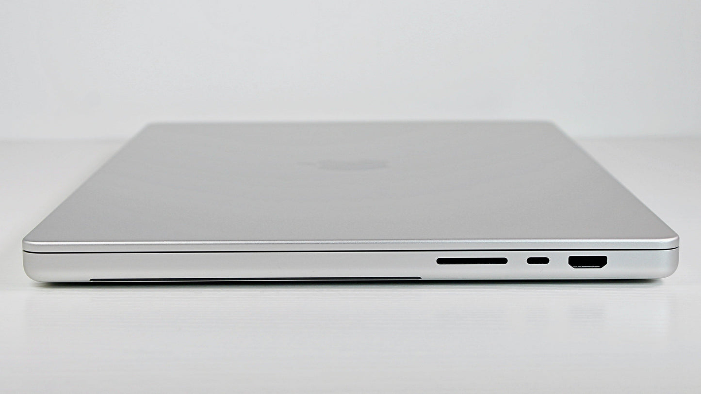 MacBook Pro (2021) 16-inch – Apple M1 Max 32-Core GPU – 64GB RAM 2TB SSD - 2 Battery Cycles