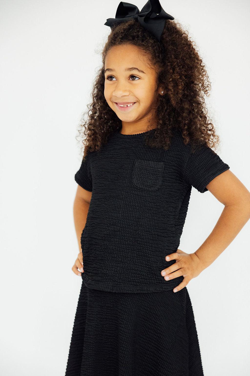 Black Scrunchy Pocket Tee Boxy Fit T-Shirt Mila & Rose