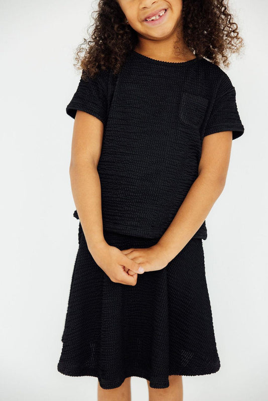 Black Scrunchy Pocket Tee Boxy Fit T-Shirt Mila & Rose