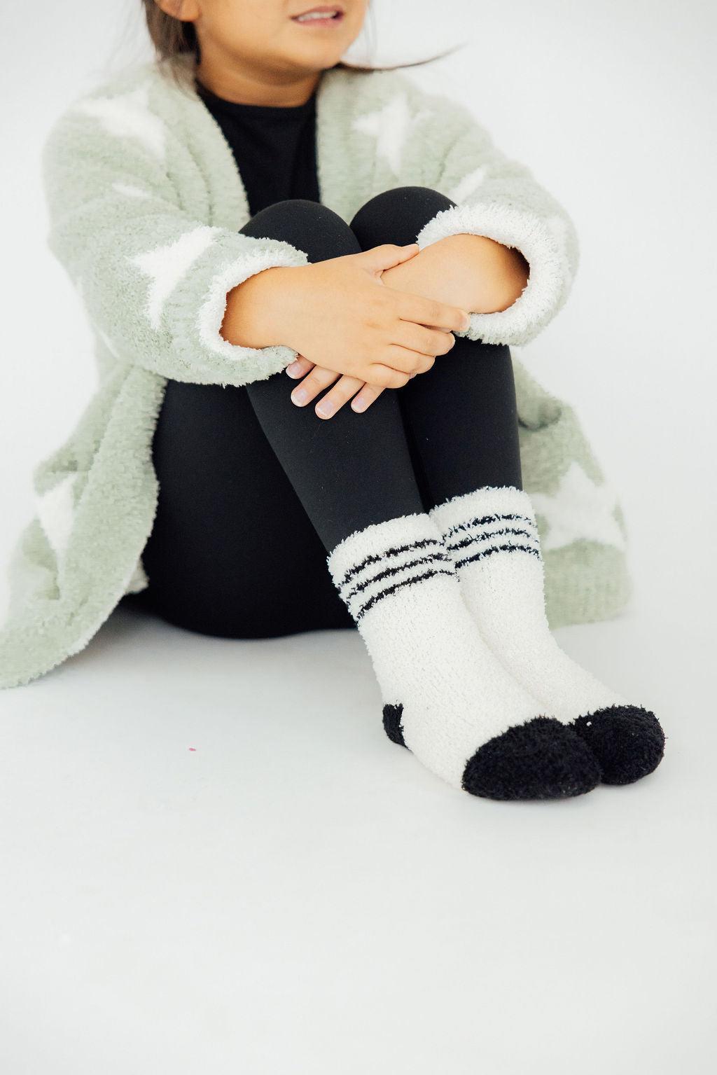 Cozy Black Sporty Socks Coconut 100% Polyester Mila & Rose