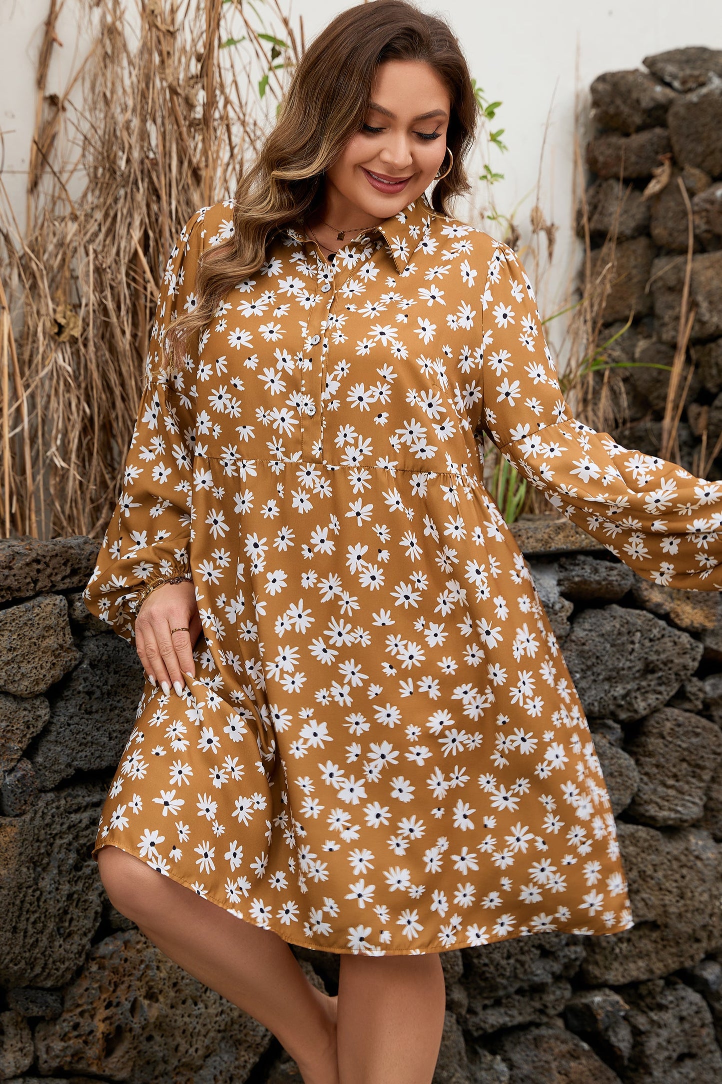 Khaki Plus Size Daisy Floral Print Puff Sleeve Dress