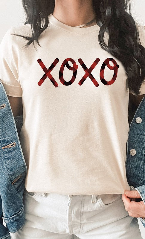 Plaid XOXO Valentines Day Graphic Tee