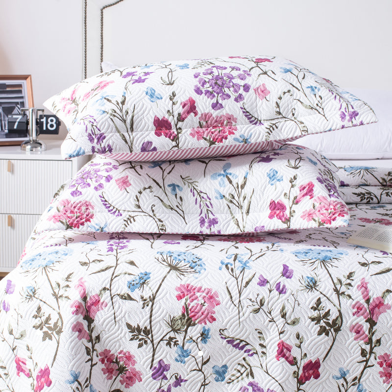 Floral Lightweight Reversible Quilt Set Kasentex