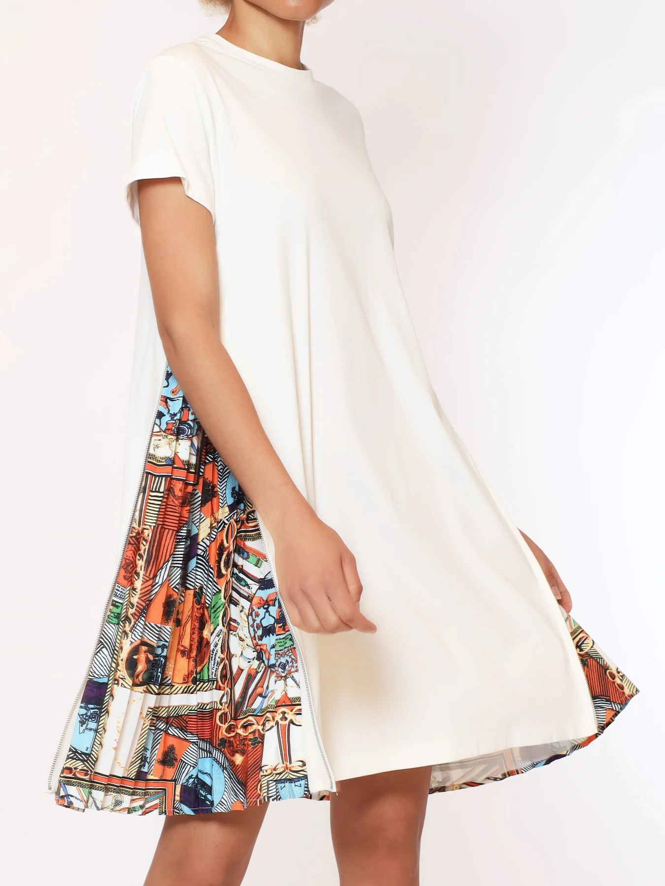 Short Sleeve Dress With Side Zipper Print Pleats Gracia